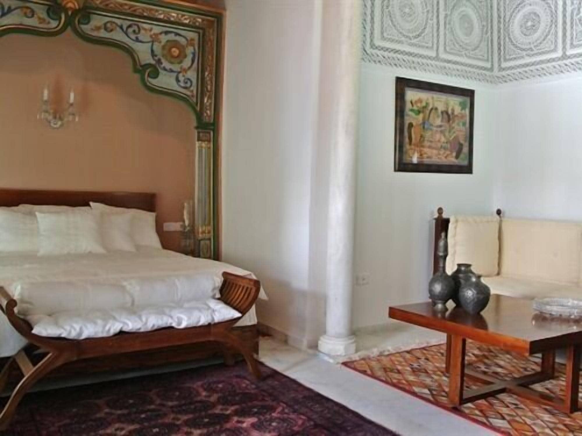 Dar Ben Gacem Hotel Tunis Eksteriør billede