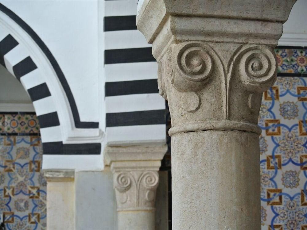 Dar Ben Gacem Hotel Tunis Eksteriør billede