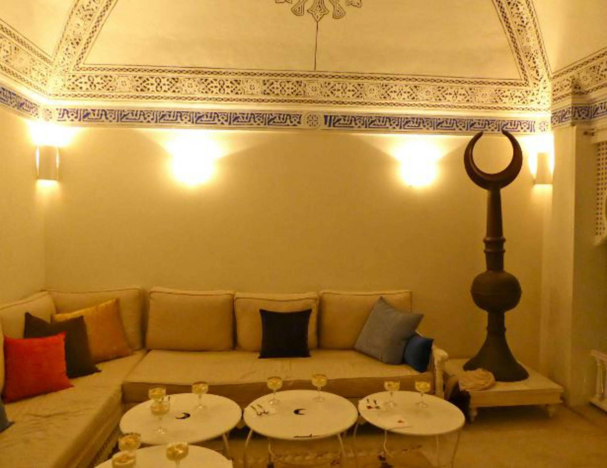 Dar Ben Gacem Hotel Tunis Eksteriør billede