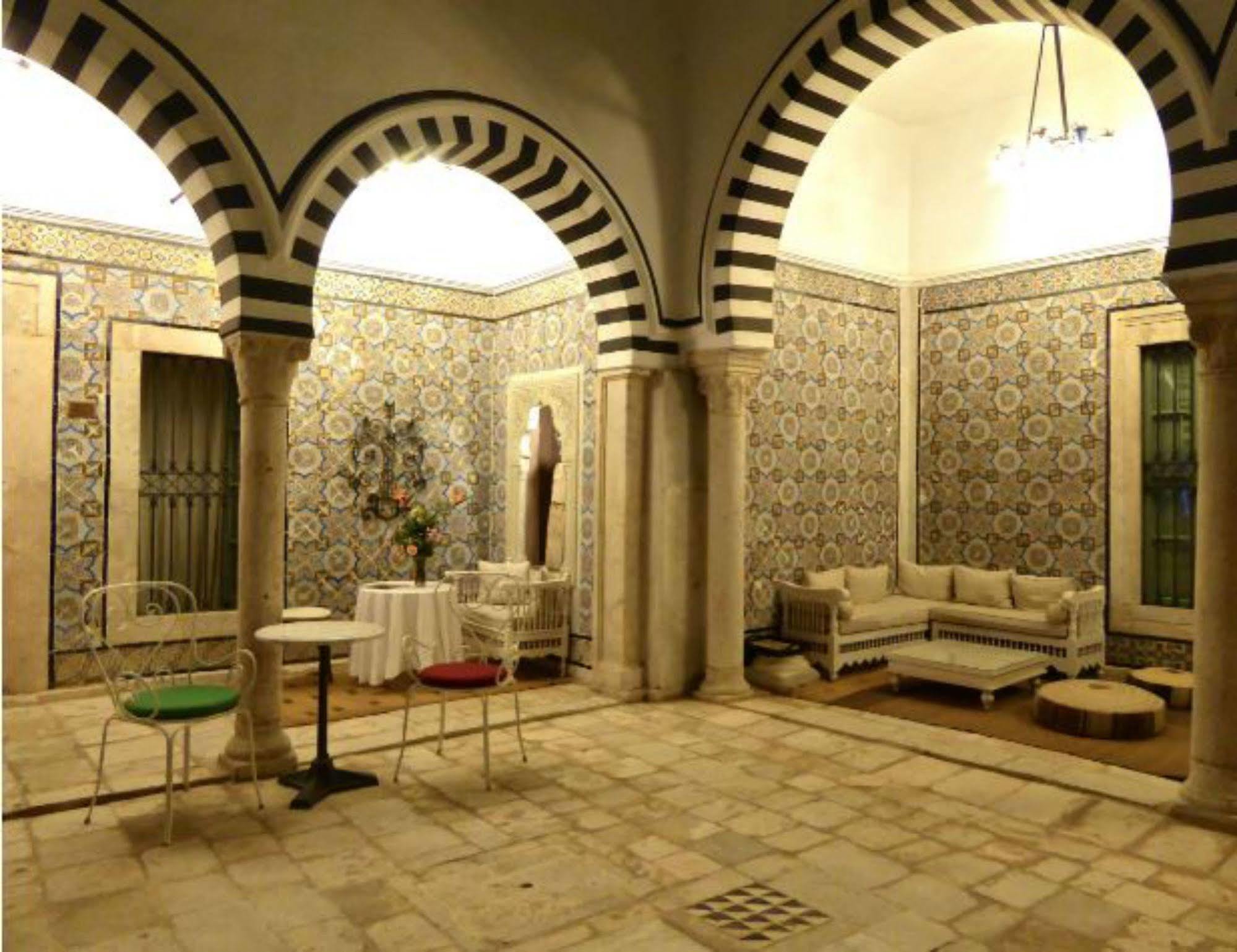 Dar Ben Gacem Hotel Tunis Eksteriør billede